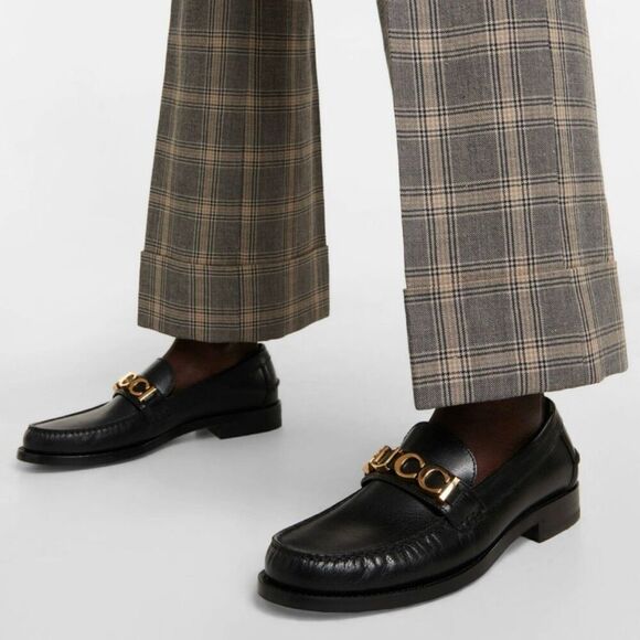 GUCCI Cara Signature Letters Logo Black Loafers Size 37.5 Leather Flat Shoes - Picture 13 of 14